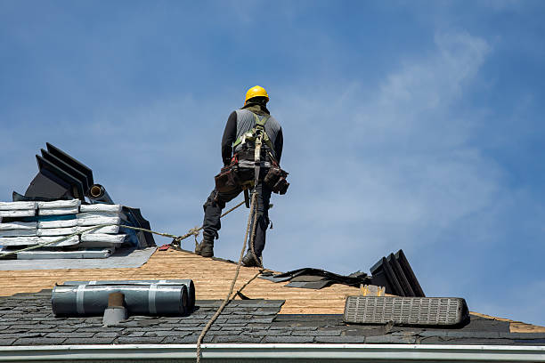 Professional Roofing technician working in East Wenatchee, WA